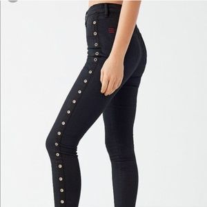 Urban Outfitters NWT Twig High Rise Black Jeans